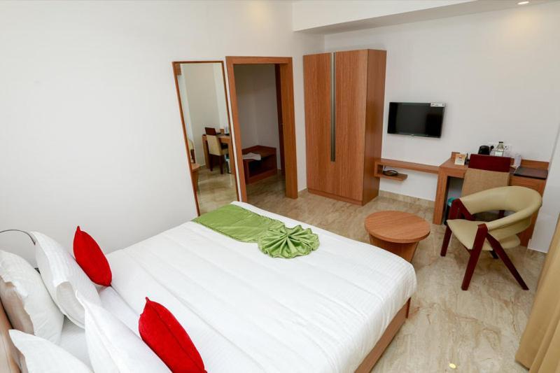 Kings Regency Kozhikode Exterior foto